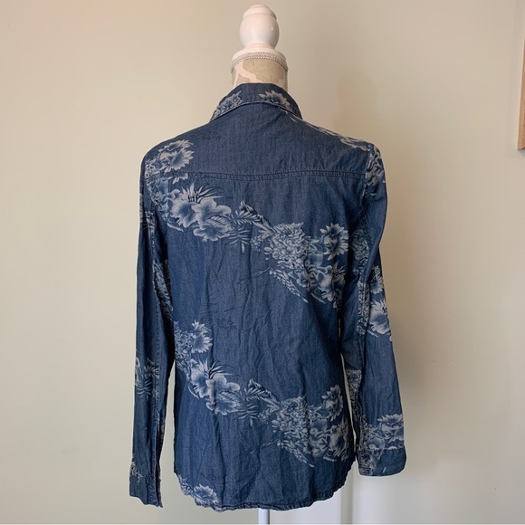 Vero Moda - Tipils Denim Shirt​​ - Picture 2 of 5
